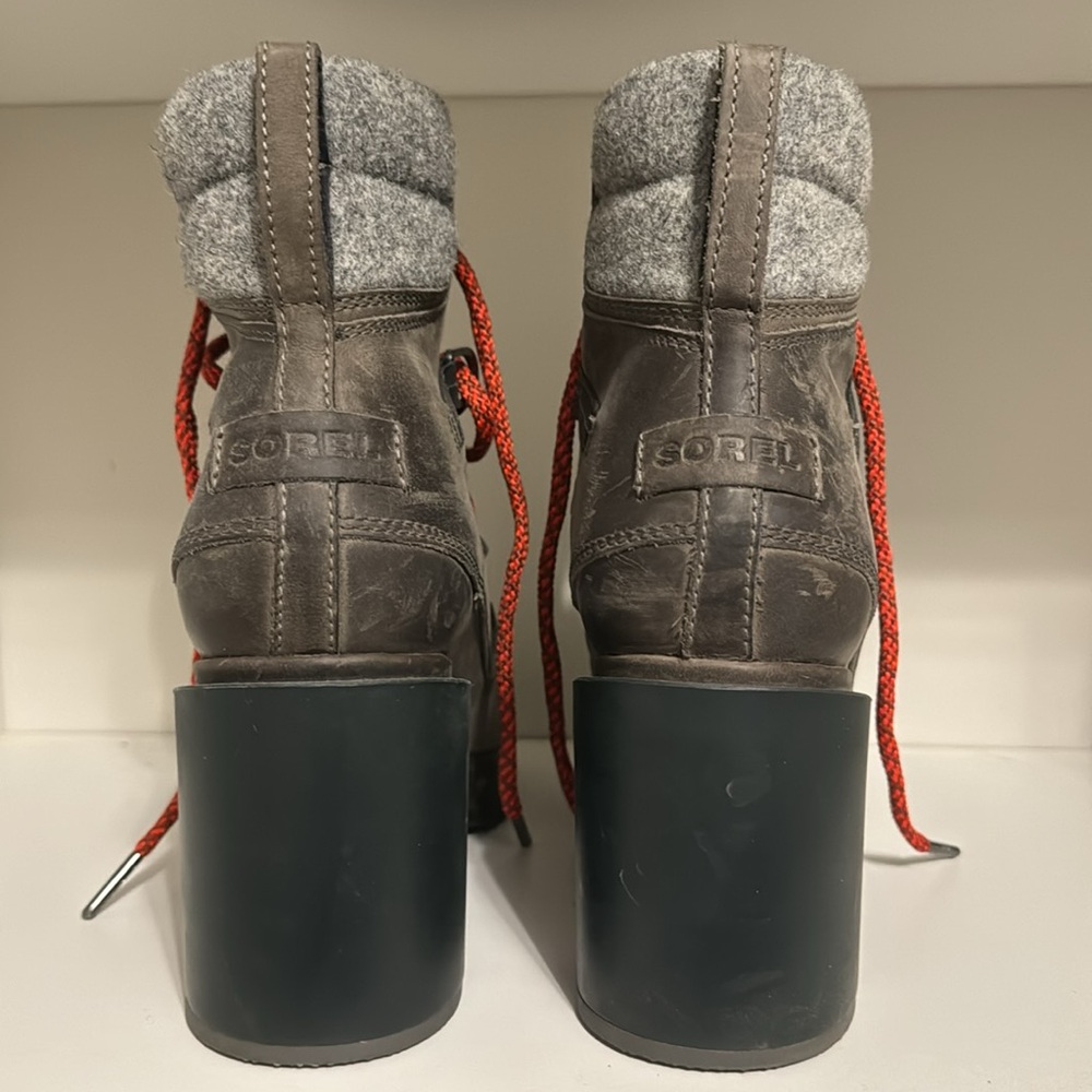 Sorel Boots $60 OBO - Picture 2 of 11